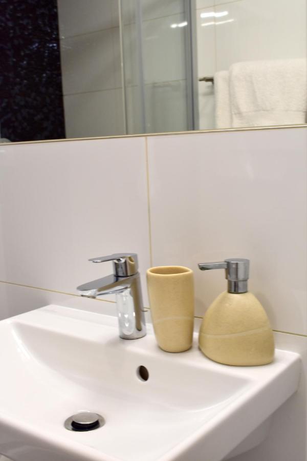Lovely Apartment In Center Praga Zewnętrze zdjęcie