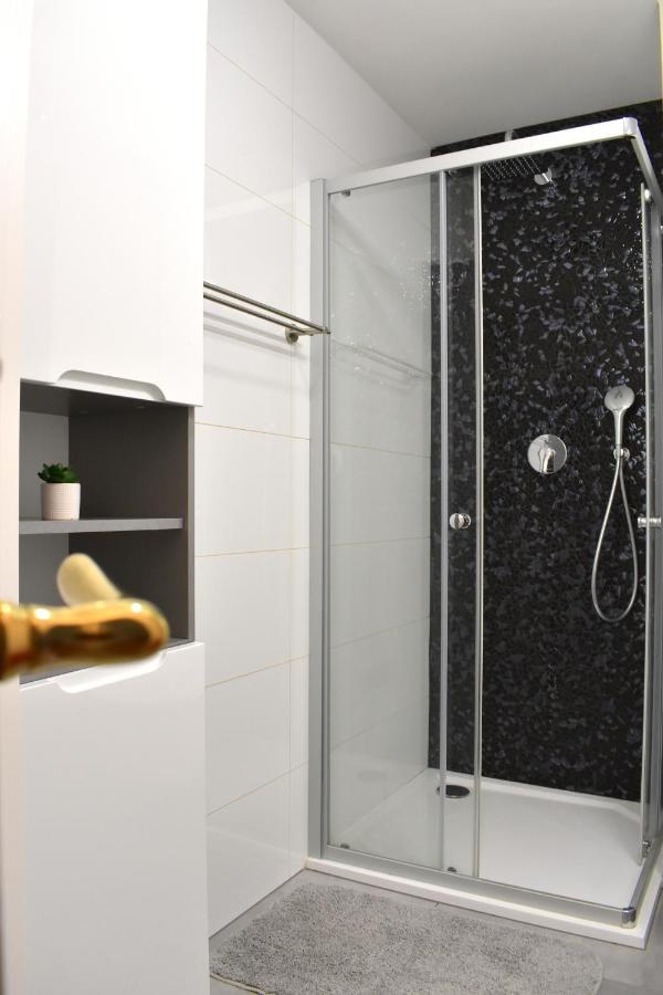 Lovely Apartment In Center Praga Zewnętrze zdjęcie